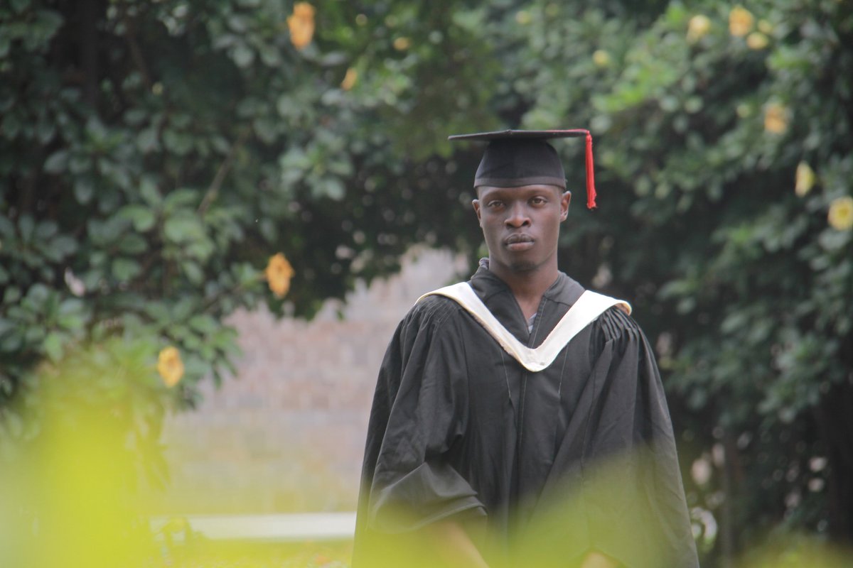 Got me itching like a habit, yeah #engineers #graduateengineers #ebeclassof2017 #uon #uongraduation #WeMadeIt