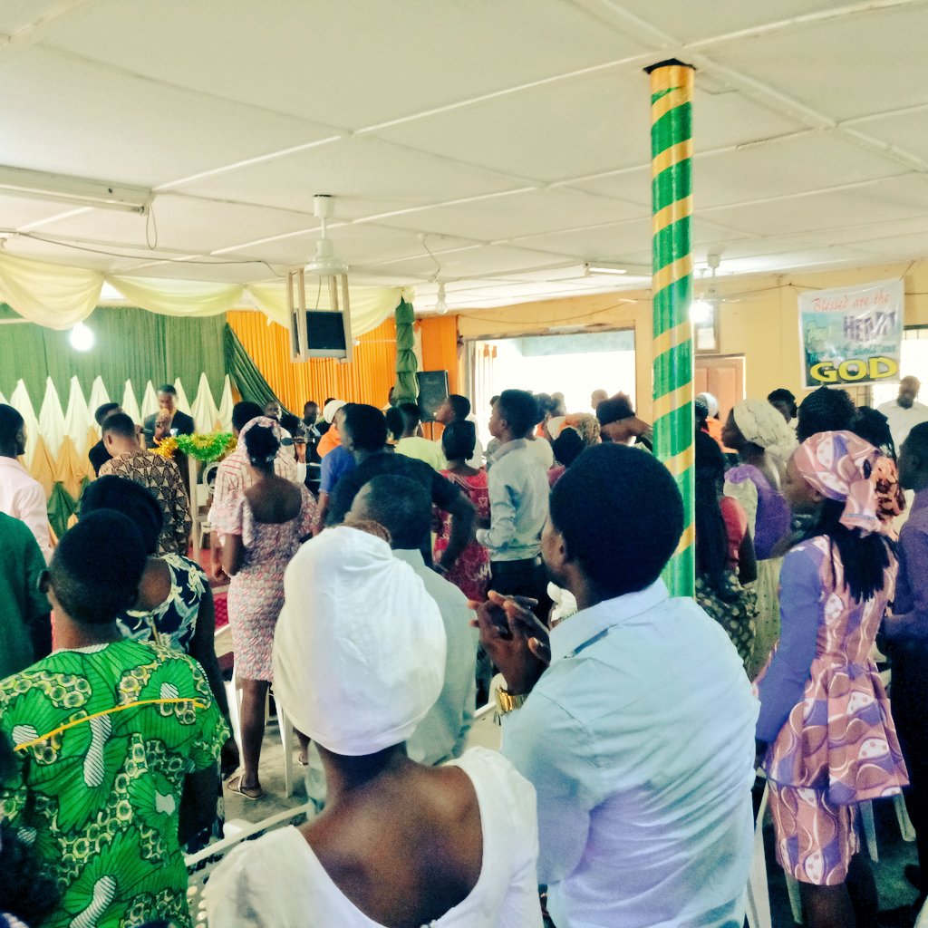Living_Vine's tweet photo. Those who must worship the Father must worship Him in spirit and in truth.To God be the glory #LVCService @koinonia_eni @FwJesus @Godly_Life https://t.co/zX4ekLZM4r