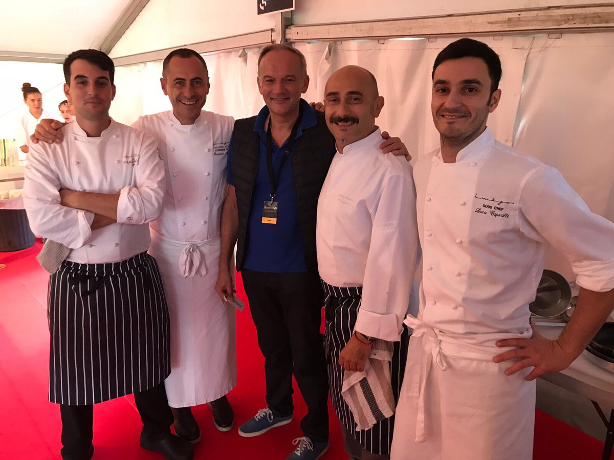 Un onore conoscere il grande <a href="/ChefLeSquer/">Christian Lesquer</a>. Merci <a href="/LesGourmandEze/">Les Gourmand'Eze</a> <a href="/ChefGenovese/">Anthony Genovese</a> <a href="/Hassler_Roma/">Hassler Roma</a>