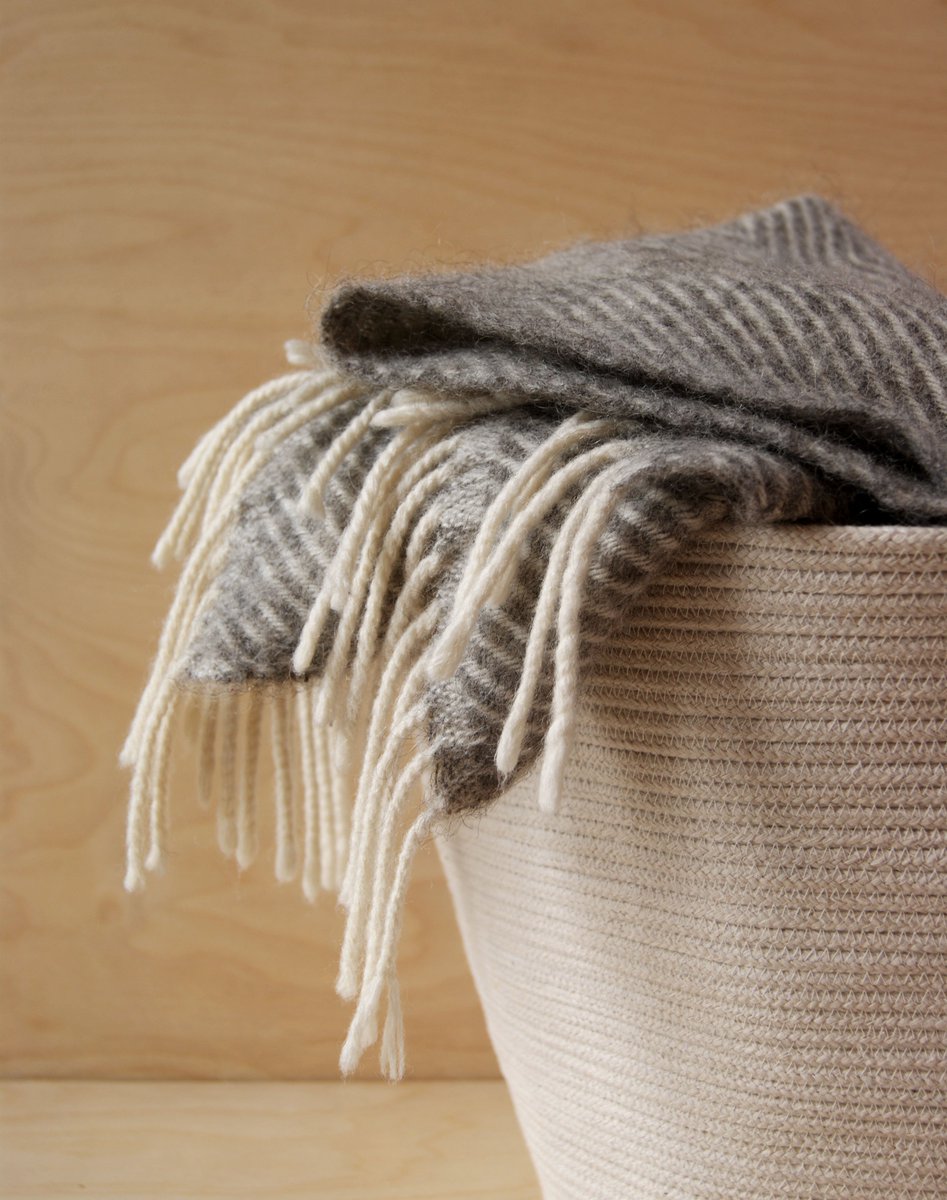modernmakersHH's tweet photo. It’s the last #IndepedentBathMarket today and we’ll be bringing our new range of XL rope vessels! Come and find us with your @pixieapp https://t.co/yUUrPUVbYr