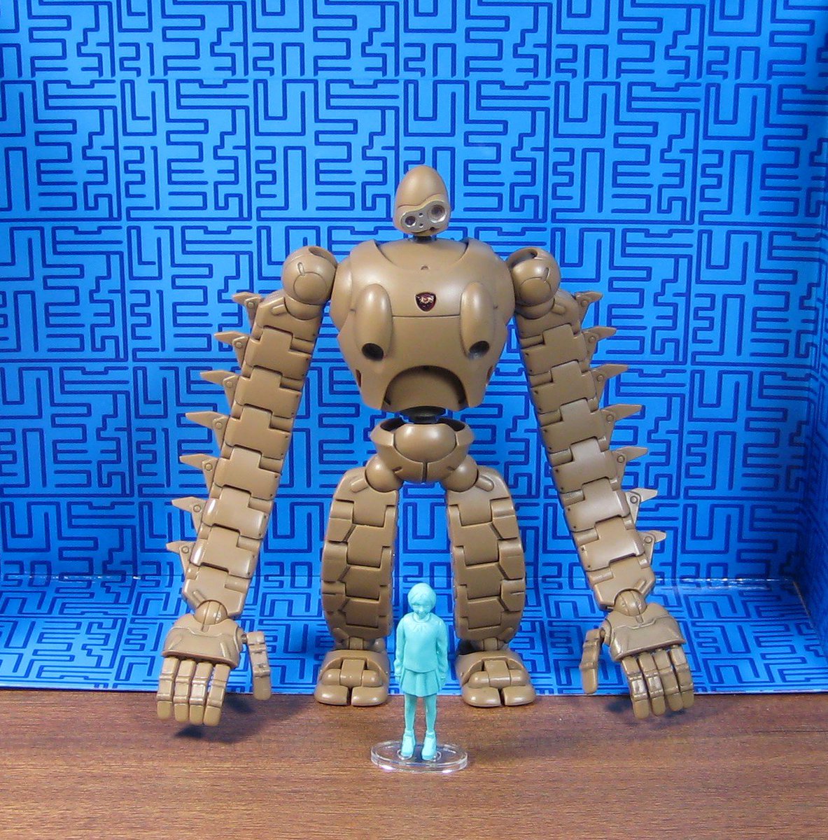 想造ガレリアの天空の城ラピュタロボット兵のフィギュアが届く Togetter 想造ガレリアの天空の城ラピュタロボット兵のフィギュアが届く Togetter
