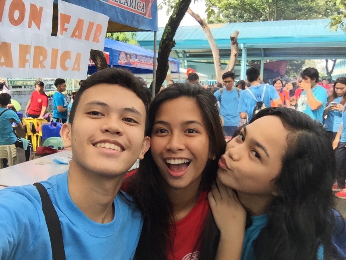 gelosambayl's tweet photo. Mission Fair. 👾🇵🇭 #LaFamilia #MariansBiliNa #lookingdope https://t.co/13BiKQrcUW