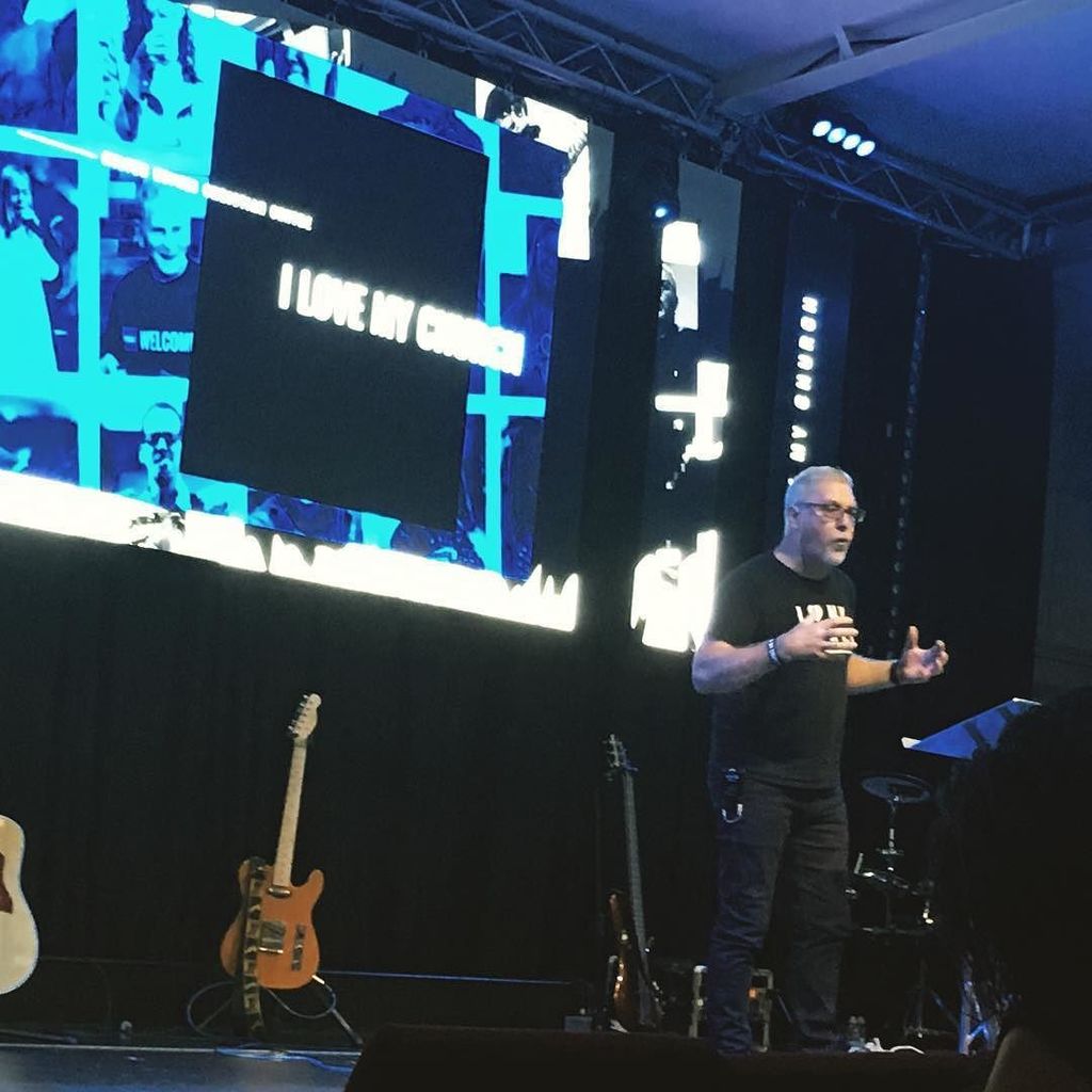 billyritchie's tweet photo. #ilovemychurch Pastor Mark sharing : Church where we sacrifice together #church #miltonkeynes #allin #commitmentsunday https://t.co/qD7wmAqKWn
