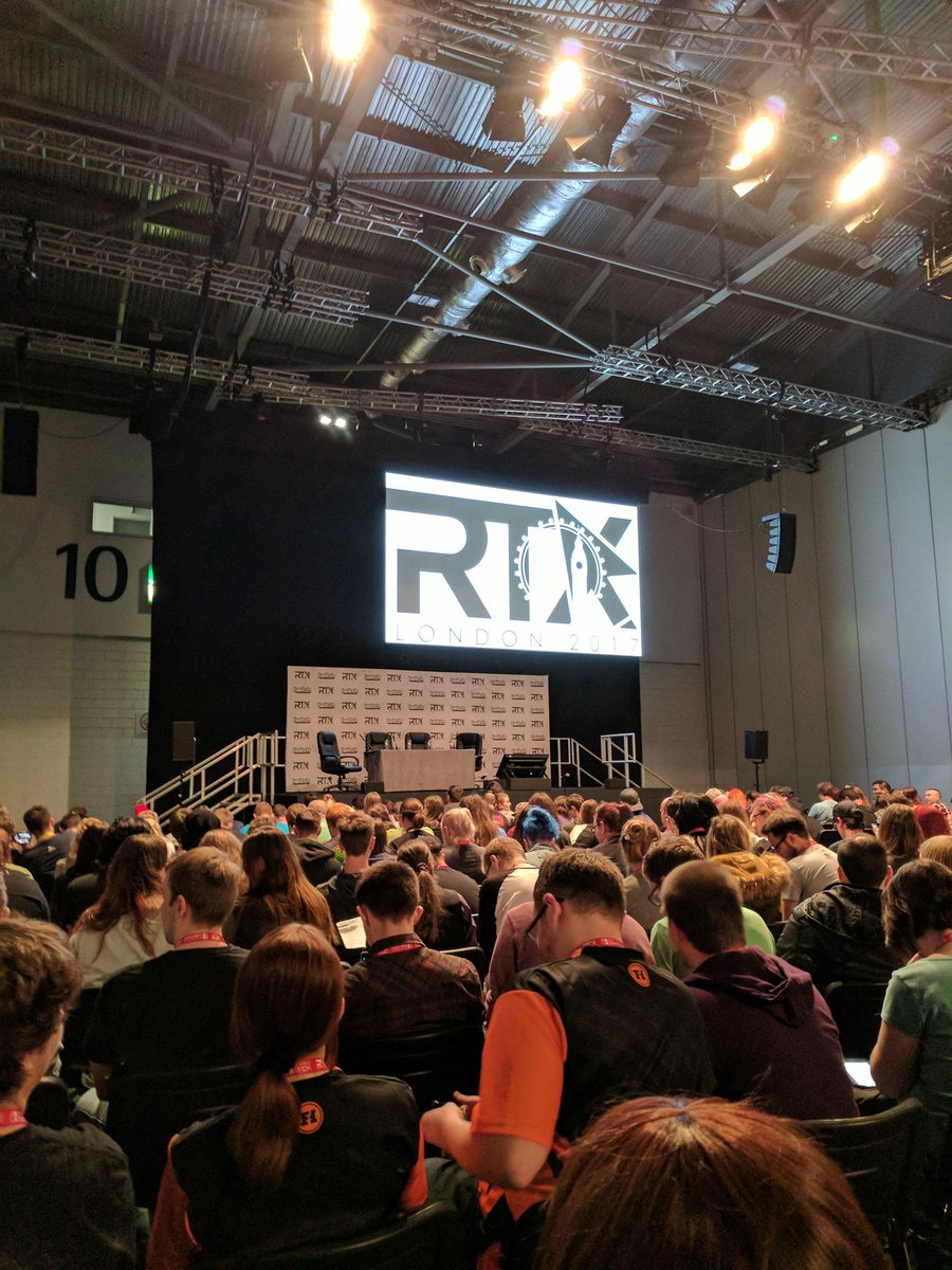 Defenceplox's tweet photo. We go into a panel! #RTXLondon #hardcaps https://t.co/WusqDBNCUS