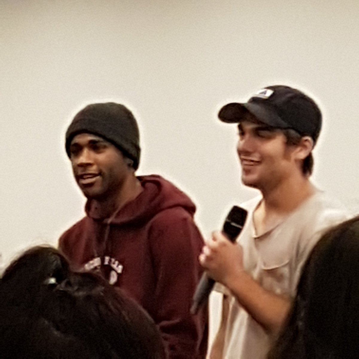 JaneErikaBrady's tweet photo. Was happy to meet these peeps today  at #COTN4 ... panels were beyond enjoyable. Thank you 🙂💙🙂💙 https://t.co/zhDDFsPqbK