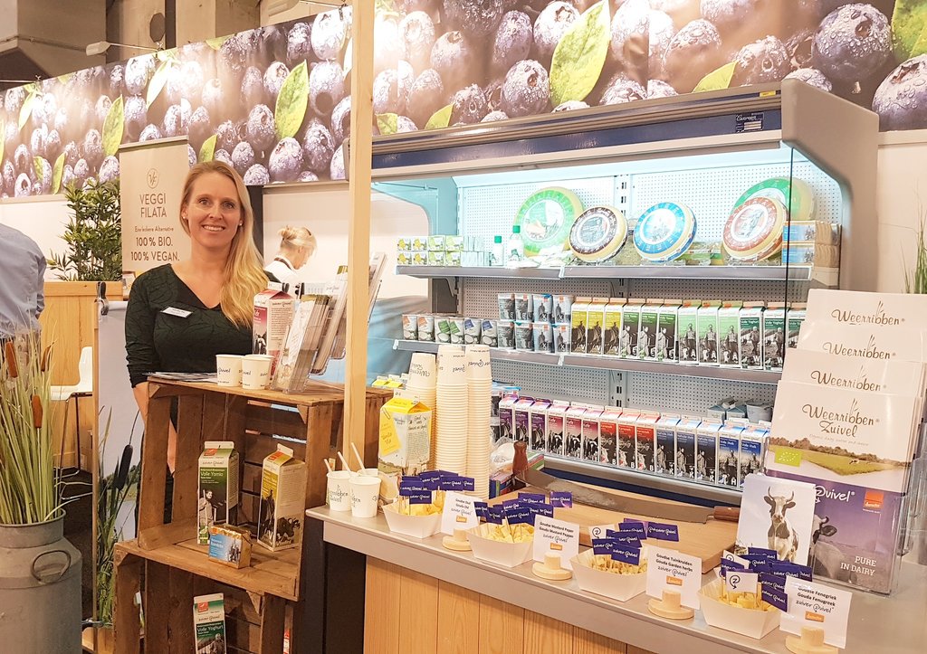 ZuiverZuivel's tweet photo. Vandaag en morgen zijn wij aanwezig bij de BioXpo VitaSana beurs in Brussel. #BioXpo #VitaSana #Brussel #Biofresh #Biodynamisch #Demeter https://t.co/C8gUUAVFxS