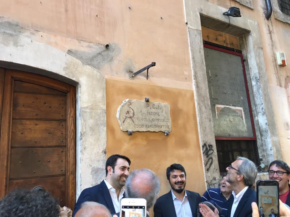 PDGiubbonari's tweet photo. Una delle più belle giornate della nostra vita.La Targa di"GUIDO RATTOPPATORE"è tornata a casa! @Deputatipd @bobogiac @andcasu @marcocappa_ https://t.co/rdJZoCeJDg