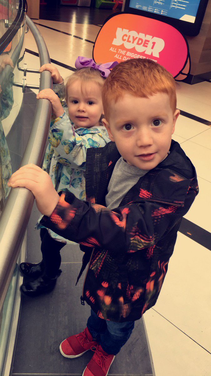 Tashabrownx's tweet photo. @1025Clyde1 @radiogrant thanks for our trip to #odeonluxe to see Ninjago at #EKHub that we won on the Home Run π¬ https://t.co/gebGVxMZ9F