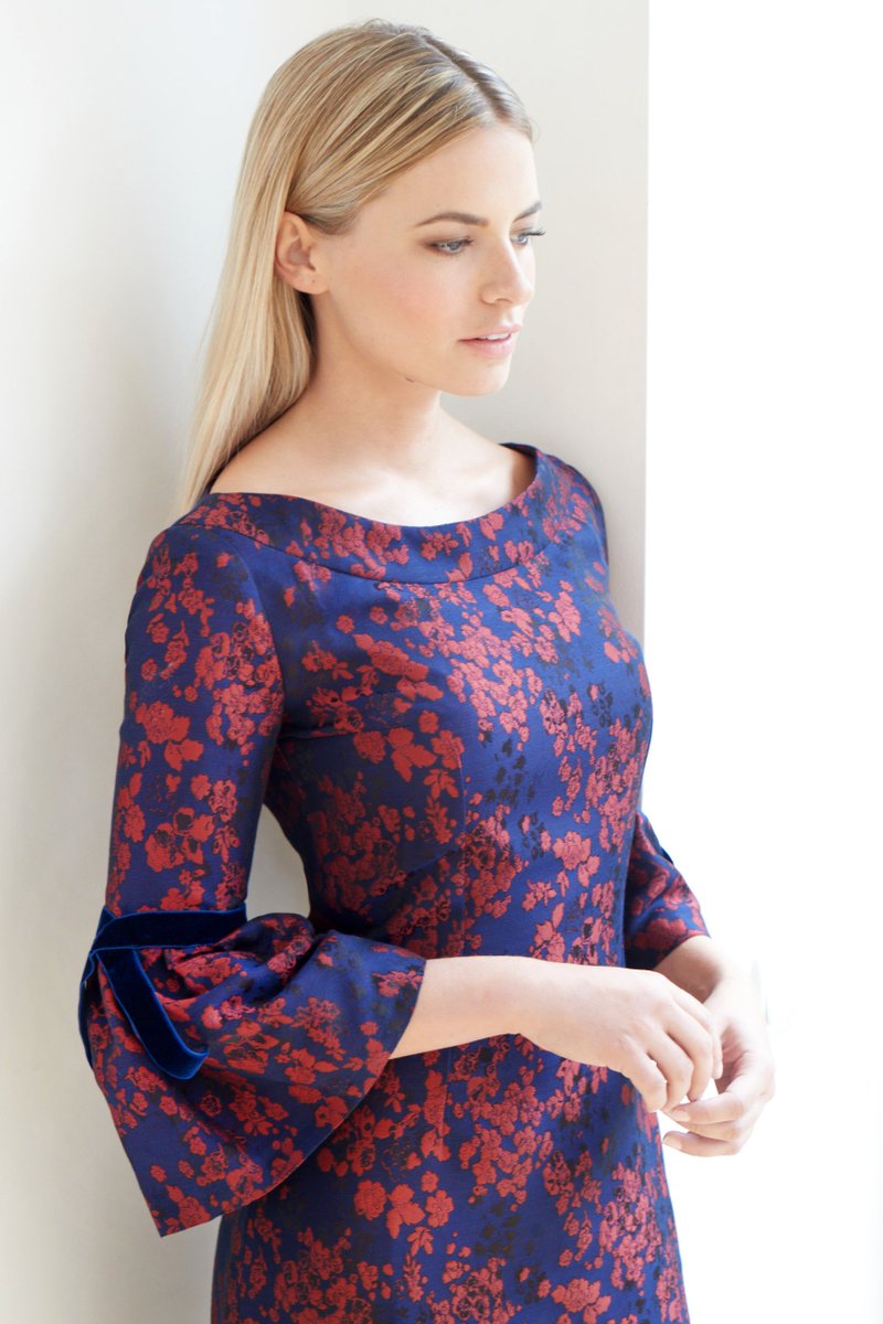 WearCecily's tweet photo. The @WearCecily #AW17 #collection is now online! #workdress #winterwedding #needadress https://t.co/StX202aWN3