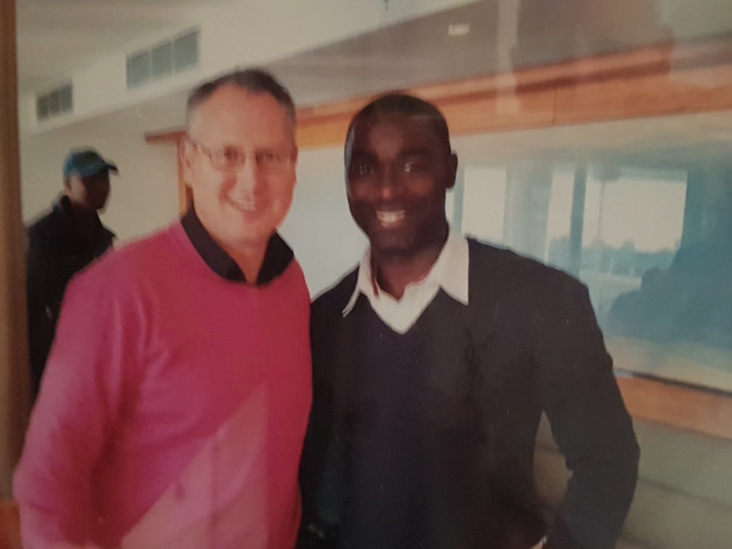   Happy Birthday Andy Andy Cole he scores goals enjoy the day   