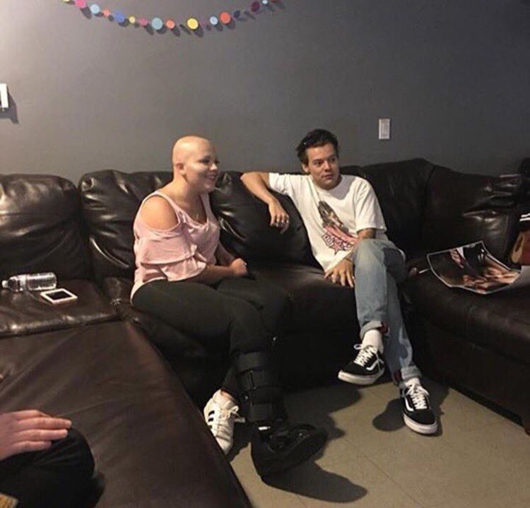 lowqualityxhes's tweet image. 