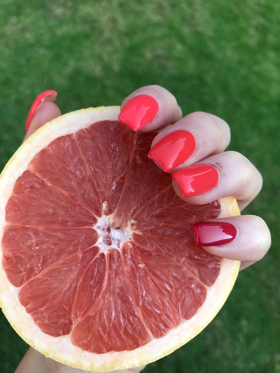 amoremeyer1's tweet photo. Beautitiful shades of warm this summer with #TammyTaylorNails❤️#TammyTaylorMrsSA #TammyLifestyle #ImATammyGirl
@TammyTaylorSA @MrsSAPageant https://t.co/U0LTJggmxE