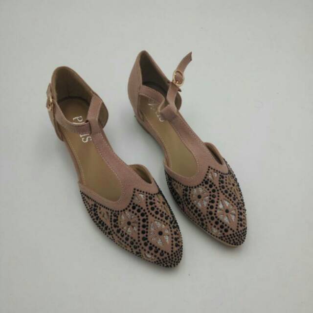 Step_Cen98's tweet photo. Saya menjual SEPATU WANIT... seharga Rp140.000. Dapatkan produk ini hanya di Shopee! https://t.co/fPnxR12la2 #ShopeeID https://t.co/6PuGDKshNq