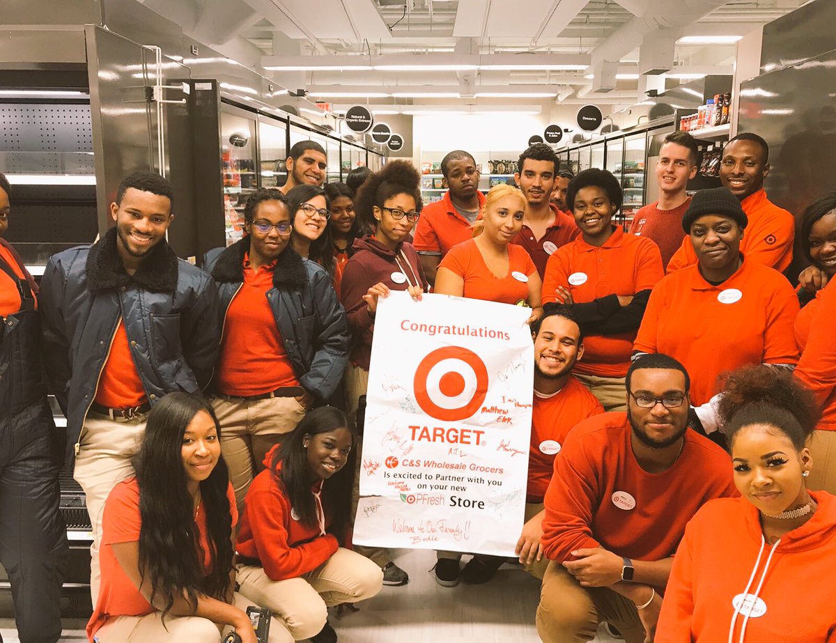 This morning we took our very 1st C&amp;S truck at the “Square!”Thank you @paul_larch and <a href="/DaynassiaBryant/">Daynassia Bryant</a> for leading this process flawlessly!