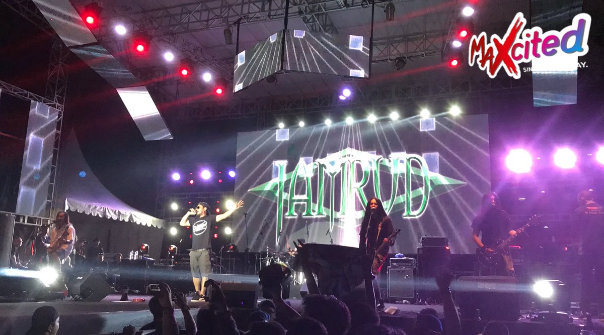 Gemparkan #MAXcited2017 Samarinda bersama <a href="/JamrudBand/">JAMRUD BAND</a> yuk!