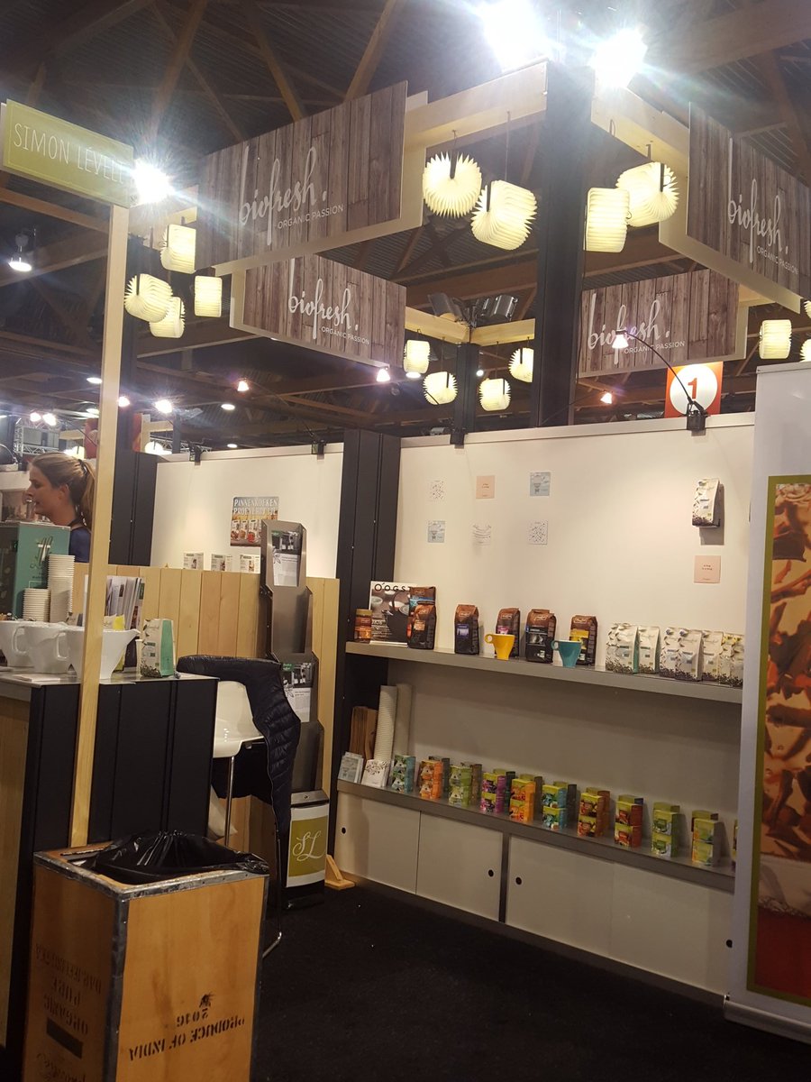 becketteuse's tweet photo. At #bioxpo ! #salonbio #bio #Brussels #PalaisExpo #Heysel https://t.co/Tfrn7uGRpZ