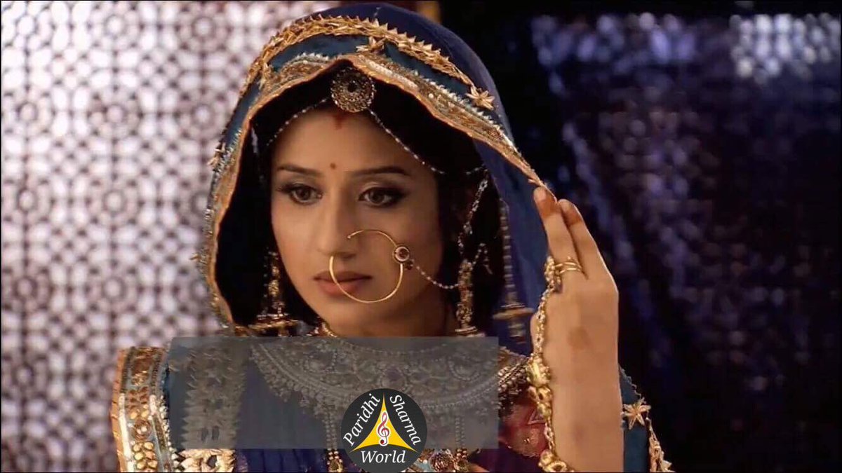 ParidhiSharma_World tweet media