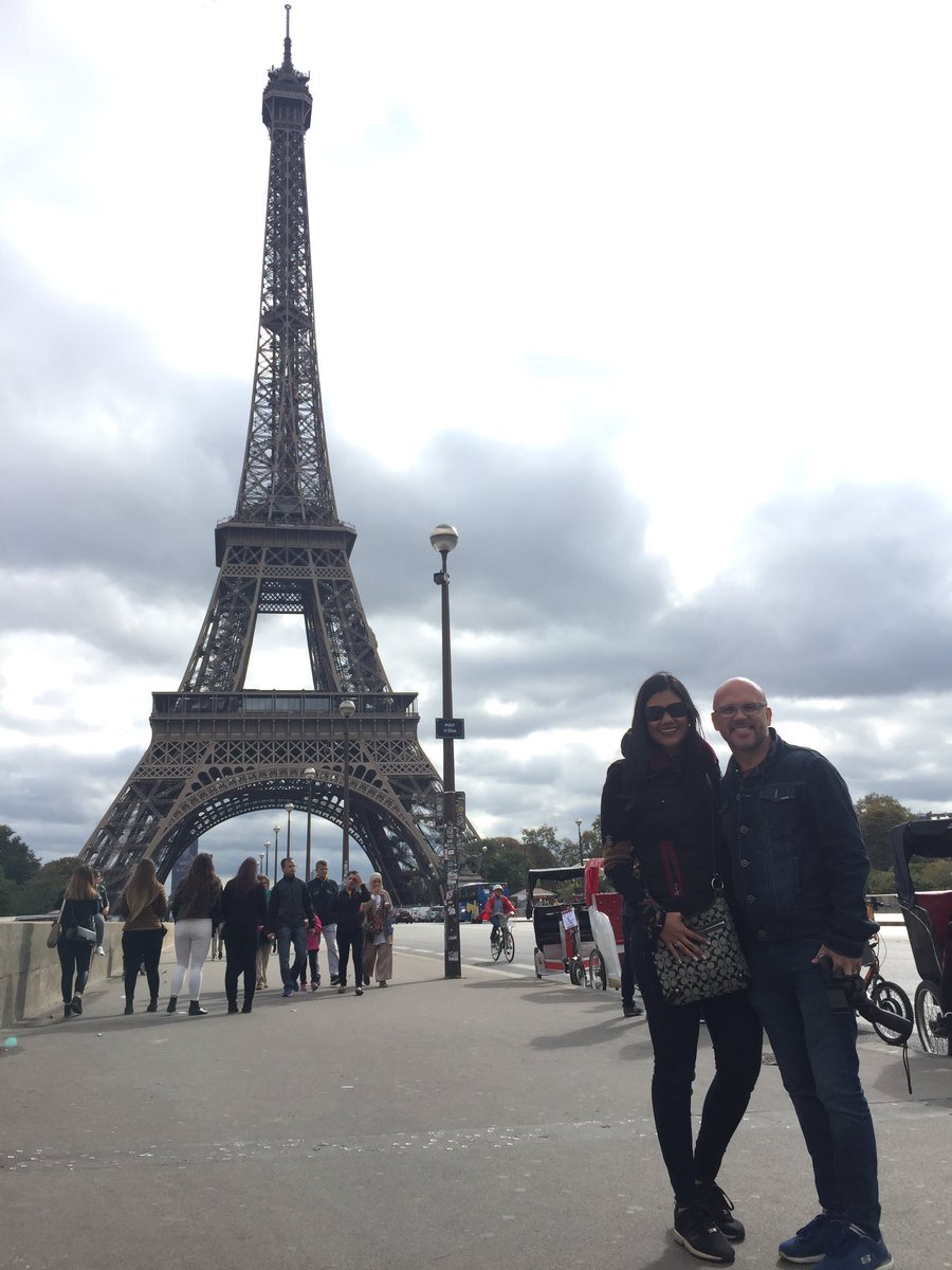 Paulucas02's tweet photo. Un lugar para venir enamorado ❤️ #París #eiffeltower #vacacionesenelmar⚓️ #mejoresvacaciones @luisalonsonar https://t.co/EjwQZwOl6B