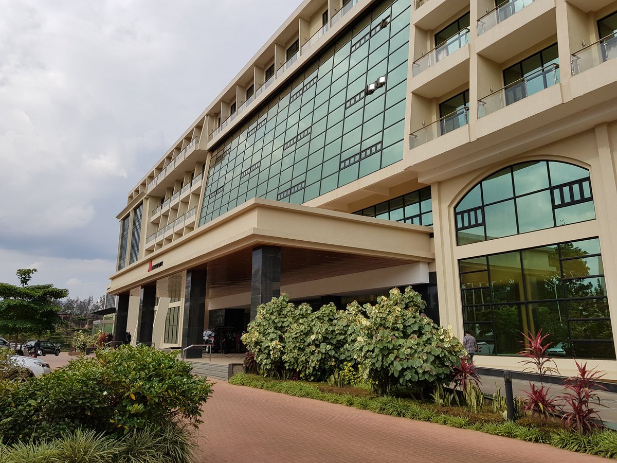 guyntoto's tweet photo. Mr President @PaulKagame very impressed by the beauty, cleanliness of the city of #kigali and the courtesy of people
@victornkindi  @Kayisa https://t.co/V78e3XPXkG