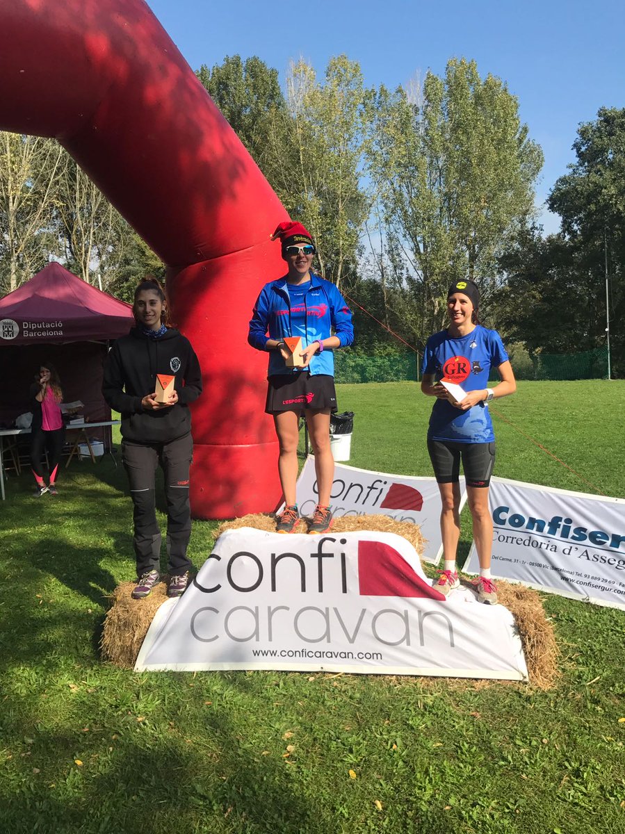 Gafarruns's tweet photo. Els #Gafarruns Mireia i @vicmelerin a la Cursa de St.Galderic, patró de la pagesia. La Mireia podi en 3a posició! Felicitats!!! #PremiàdeMar https://t.co/5cDq2YjodG