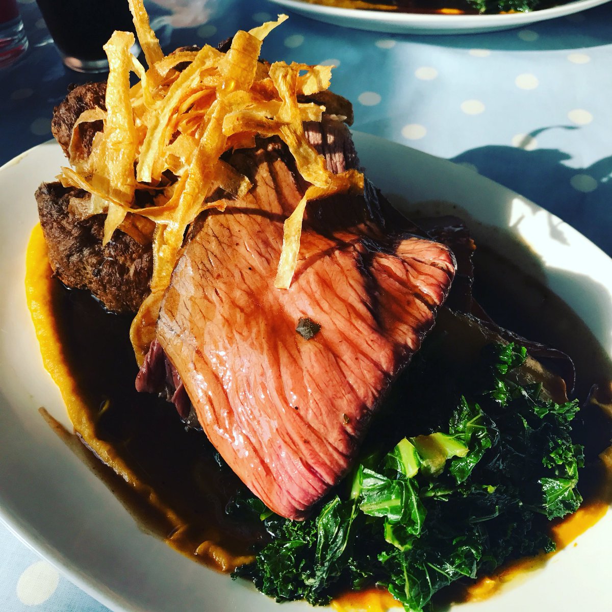 Delicious,simply incredible.❤️the best Roast in Norwich @mash_tun_gin_palace_  cooked by @theriverkitchencafe so satisfied&amp; grinning👂to👂