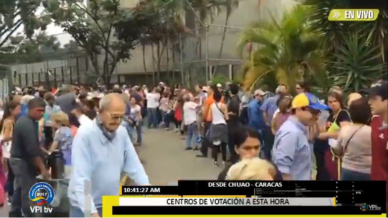 VPITV's tweet photo. #15Oct @unidadvenezuela denuncia "operación morrocoy" en la #UNEFA en #Caracas #Regionales2017 ¡Conéctate ya! https://t.co/vRWVs07Ara https://t.co/FVKETXMAsX