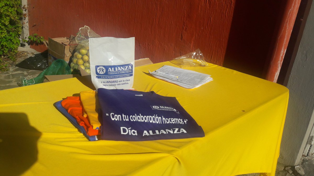 FedeAlianza's tweet photo. Estamos por iniciar el DíAlianza con nuestros compañeros de Caja Popular Cortazar!!! https://t.co/AcijqF9jX5