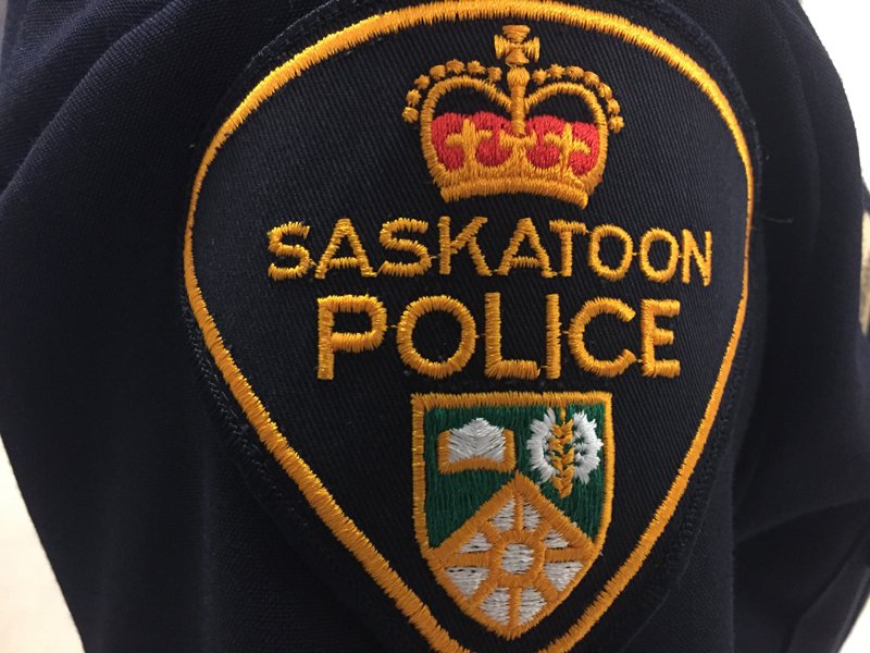 Two Arrested After Stolen Van Flees from Police dlvr.it/PvjZy7 https://t.co/Lvd7fUauv2