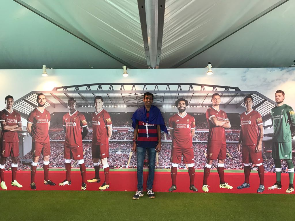 vibhormbic91's tweet photo. You'll never walk alone #LFCinIndia #PLBengaluru https://t.co/NzfTUYqSsI