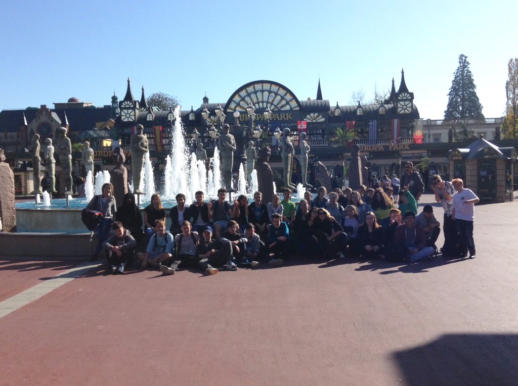 StChris_mfl's tweet photo. Fun Day in Europa Park and enjoying the sunshine again! https://t.co/OLTp5FbZpk