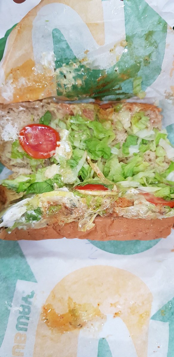 mayankdedhia's tweet photo. @SubwayIndia below average sandwiches served https://t.co/2HL8wT8jJR