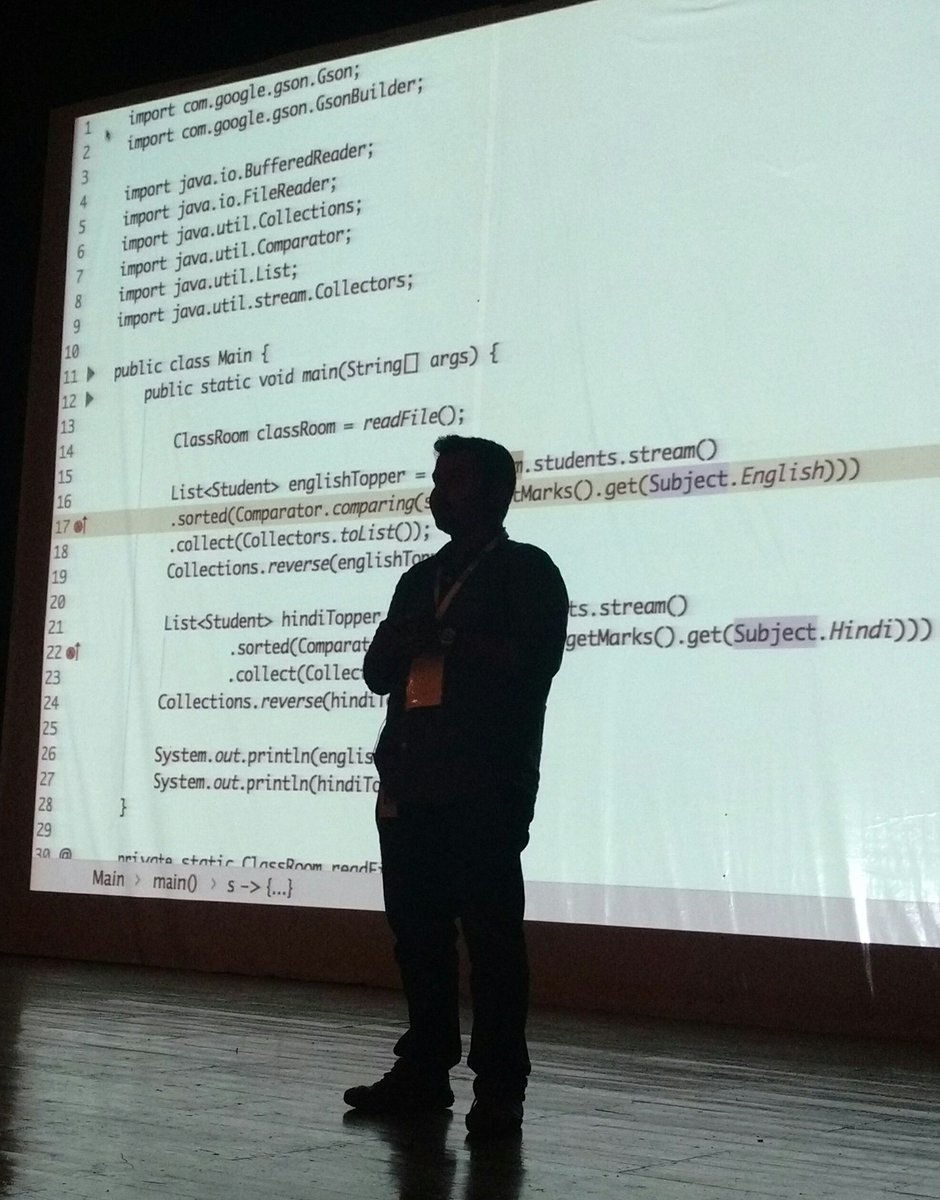 bhuvankrishna's tweet photo. @lispyclouds with Java in the back about to transform the code to kotlin @SwechaFSMI #DevConHyd https://t.co/M8xEwW16QI
