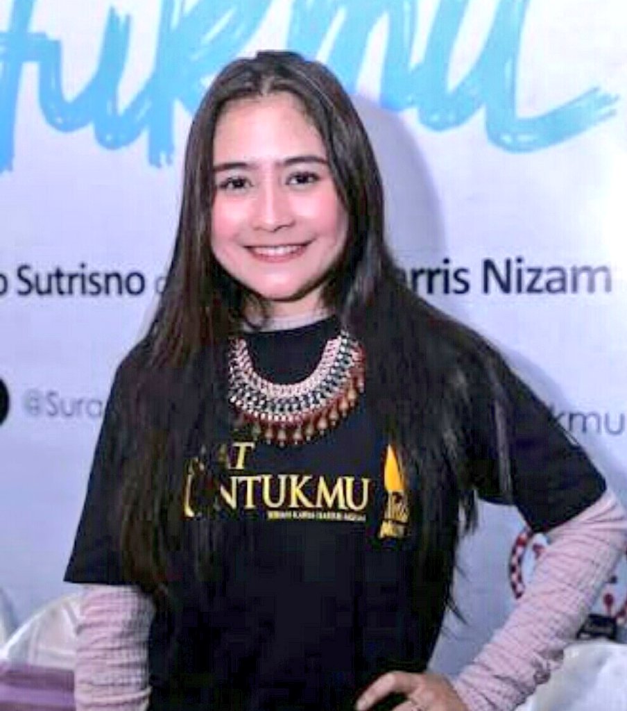 forumfilmbdg's tweet photo. Selamat ultah @PrillyBie. Salah satu calon aktor menjanjikan u/ masa depan film Indonesia. Sukses terus yach 😘😘😘 #HBDPRILLY21 https://t.co/eDZnuJMusc