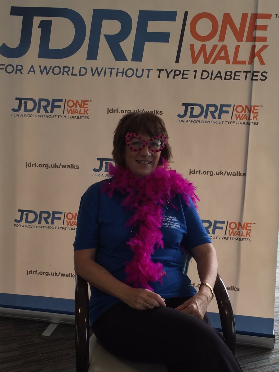 DRG_Swansea's tweet photo. Moira having some downtime at #OneWalkCardiff @JDRFUK๐ https://t.co/Xp4iGWoMf3