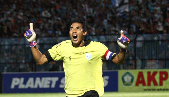 Turut berduka. Negeri ini kehilangan salah satu penjaga gawang terbaiknya. Rest In Peace bro Choirul Huda. #LaskarJokoTingkir