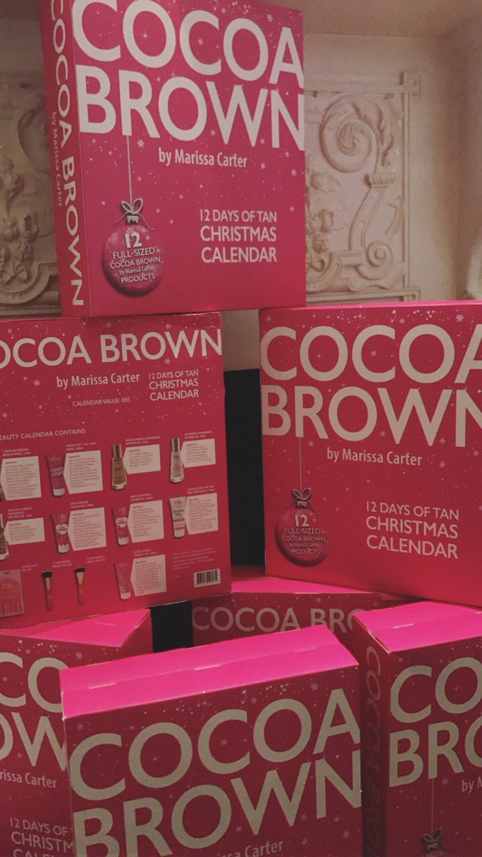 CocoaBrownTan's tweet photo. Look what we brought along!! Limited edition #CocoaChristmas ๐#marissasmasterclass https://t.co/Sc6gPZ95lp
