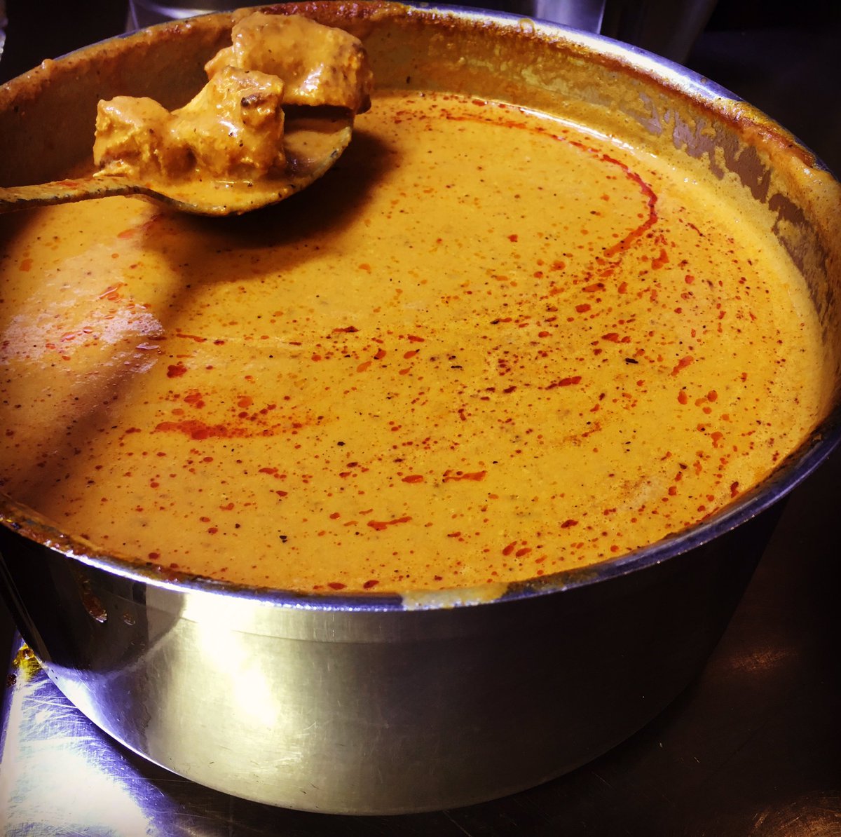 BoomaBrixton's tweet photo. It's National Curry Week!!! 🍛🍛🍛🇮🇳🇮🇳🇮🇳🌶🌶🌶 Hurry, before it's too late! #spiceupyourlife #brixtonrestaurants https://t.co/bKHMaZSfRj