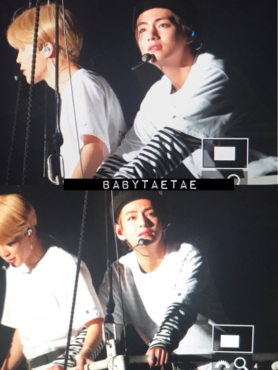 bestpromogems's tweet photo. vmin tgt on the hot air balloon 💜#WingsTourInOsakaDay2 https://t.co/L9P9hXn6bw