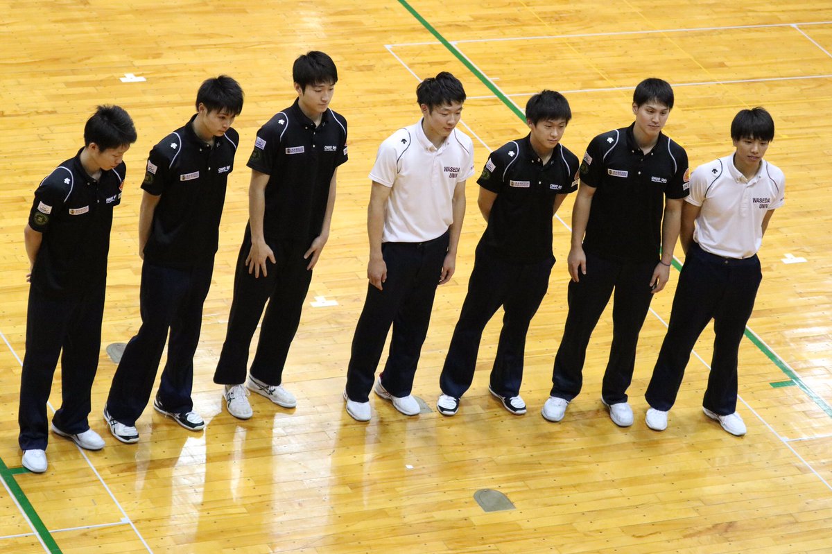tomy_volley's tweet photo. さてさて今回のFUTURE6(7)はこちらの方々です! 中大と早稲田しかおらんやないかーい!笑
#2017秋季リーグ
#FUTURE6
左から...
#中野竜 くん
#水野将司 くん
#柳田貴洋 くん
#加賀優太 くん
#谷口渉 くん
#武智洸史 くん
#喜入祥充 くん https://t.co/sVvWyHMhXY