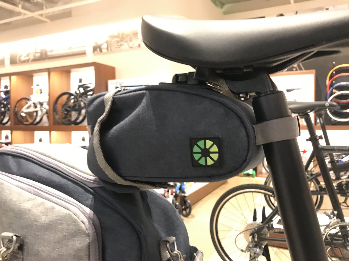 ベストスポーツ新宿マルイ本館店 Dahon 各種バッグ入荷 その Front Bag 4 860 税込 Saddle Bag 3 780 税込 Stow Away Bag 輪行袋内蔵サドルバッグ 7 580 税込 各1点ずつ在庫ございます Dahon 新商品 ダホン