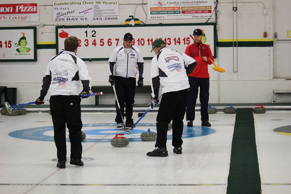 SuperPiperTBay's tweet photo. First TBayTel Major League game under my belt and KFCC Throwback Bonspiel only 6 weeks away!  Get out the corn #KFCC #cornbroom https://t.co/a2maEqXyrs