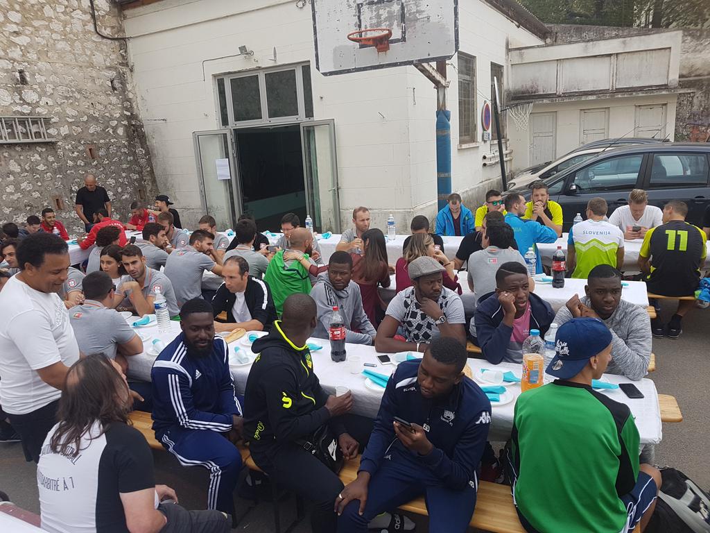 Merci @FSGTSportPop pour 3 jour du sport, amitié et pour nous présenté tournoi foot7 autoarbitre. Bien joué pour équipe  <a href="/UispParma/">Uisp Parma</a> Asd Usai