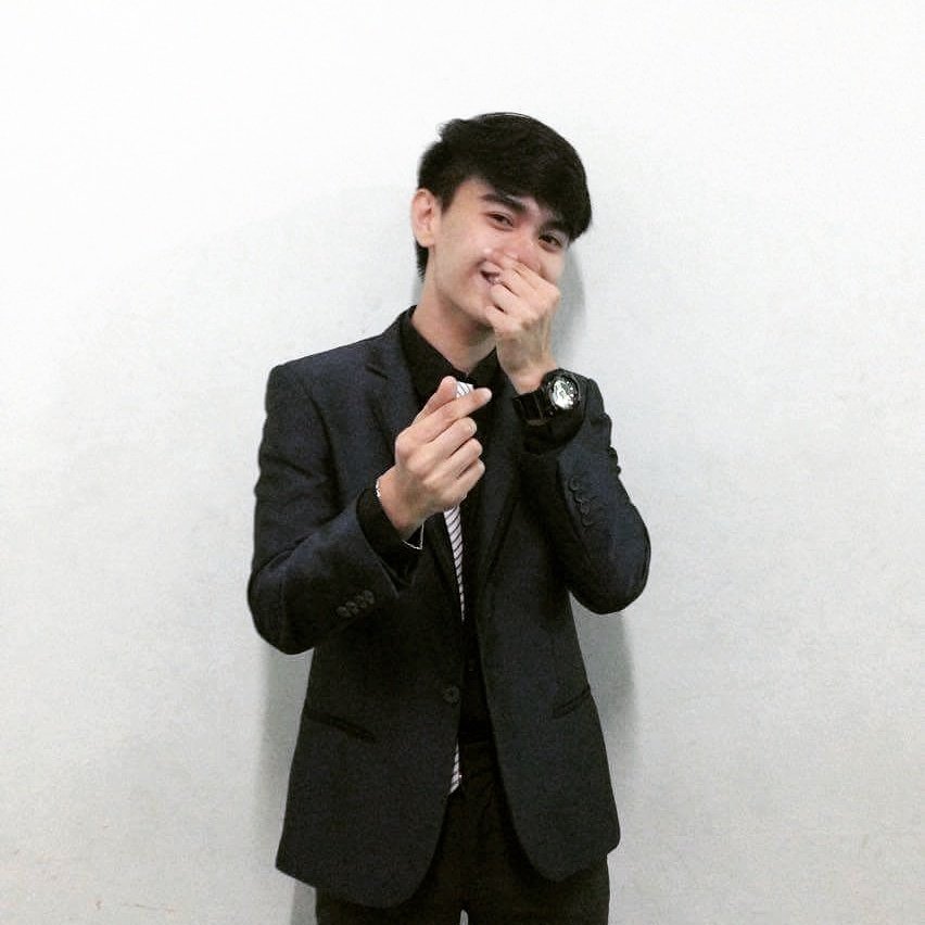 itsmarkerwin's tweet photo. ahulogakoseyo 🌻 https://t.co/NIHW3JDsBV