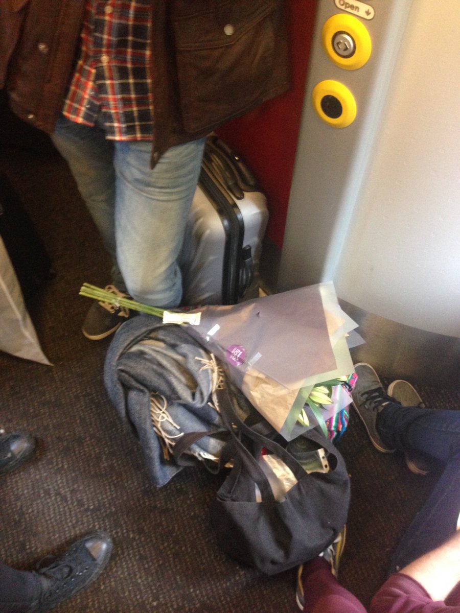 ClareChilds3's tweet photo. @CrossCountryUK #luxury https://t.co/2qxPwZifXf