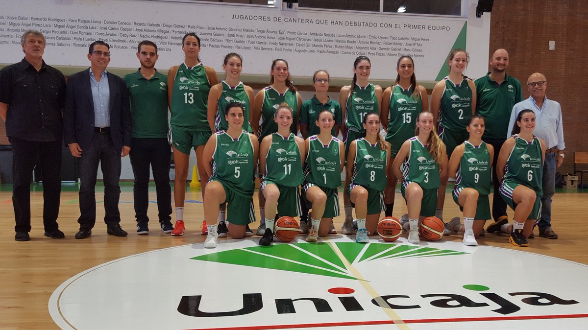 unicajaCB's tweet photo. 💚💜💪Histórica victoria ante @SDCANDRAY 91 a 39 del #UnicajaFemenino Enhorabuena a @peqque15 y sus chicas 
➡ https://t.co/ZzxoQpVEH2 https://t.co/R143qMQe8G