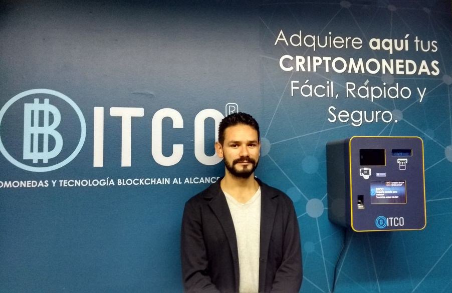 DiarioBitcoin's tweet photo. Bitco inaugura su primer cajero automático Bitcoin en la ciudad de Bogotá https://t.co/ZThzTFtXSU https://t.co/GJiiT8J6jJ