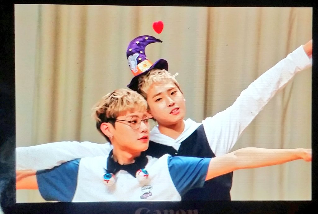 98_kuruhoney's tweet photo. 171015 쿨트랙 펜사인회
#Golden_Child #골든차일드 #태그 #영택 #TAG #승민 #배승민 #담다디 https://t.co/PHPGqU191K