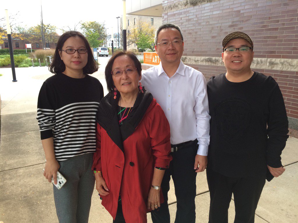 michaelkuhnnews's tweet photo. The Taizhou Opera is in town for some special performances. I'm live with a few of the people making it possible. https://t.co/C734bVTurR