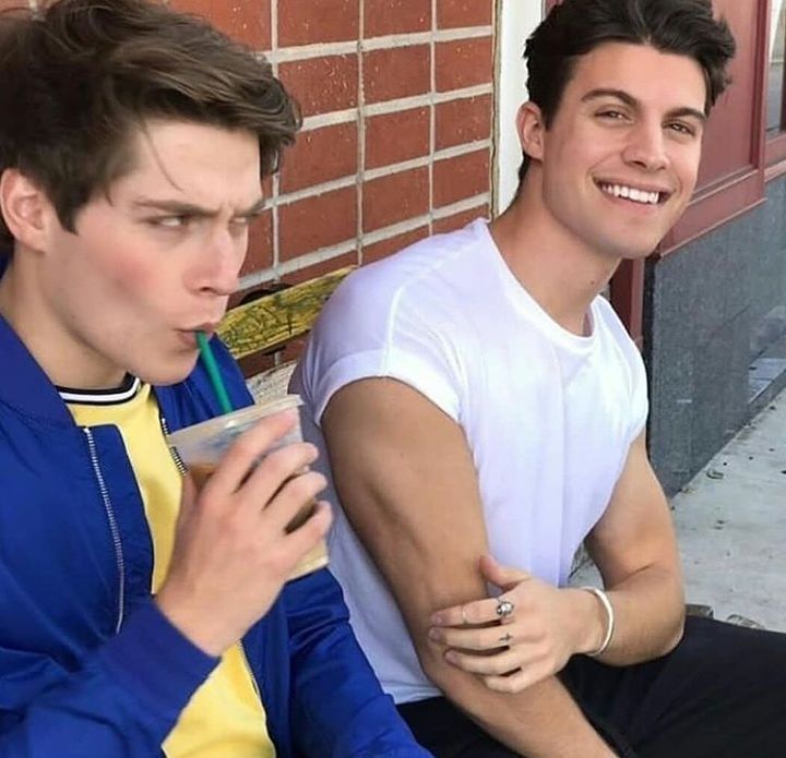 theosliamanchor's tweet photo. they are friendship goals!

Im jealous!
 
I just like this pic of them! It not #thiam but i like it! 

@froynextdoor @andrewmatarazzo https://t.co/57oqsapkbO