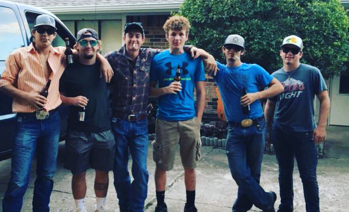 RexGibson7's tweet photo. My buddies for life!!! https://t.co/BeuKf2CyJM